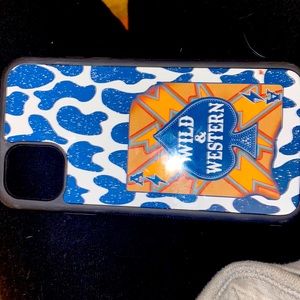 Love this phone case but 2 days after I got it I got a bigger phone